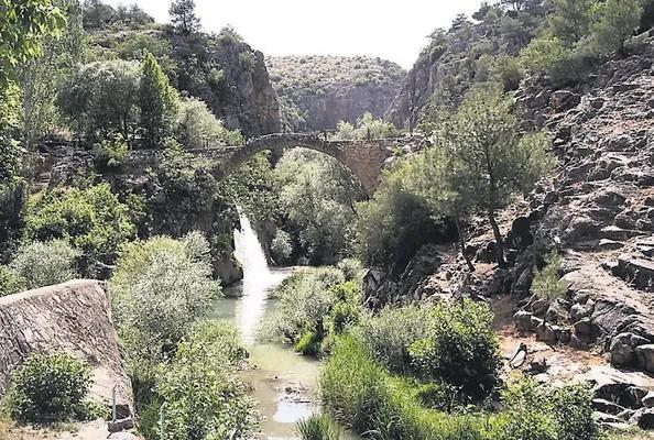 Keşkekten cenderesine Uşak'ın eşsiz tatları keşfediliyor