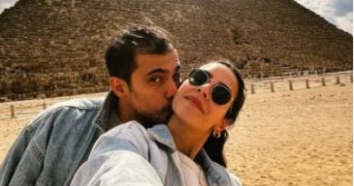 Antik taşların arasında aşk, sonsuzluk sözü verildi