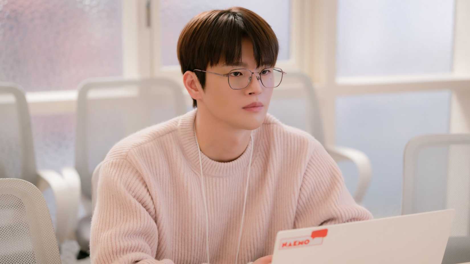 Aşk, teknoloji ve Jisoo'nun yeni rolü!