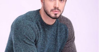 Yüzünde tebessüm, kalbinde umutla yeni yaş!