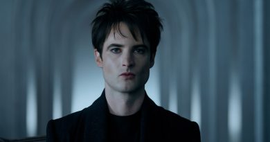 Hayranlar şaşkın, karanlık dedektifler ekranı terk etti