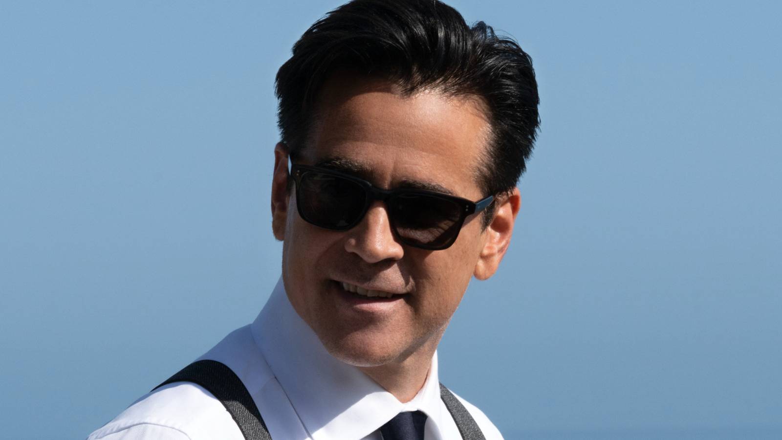 Gizemli başlangıç, beklenmedik dönüşüm, karanlık atmosfer, Farrell'ın oyunculuğu