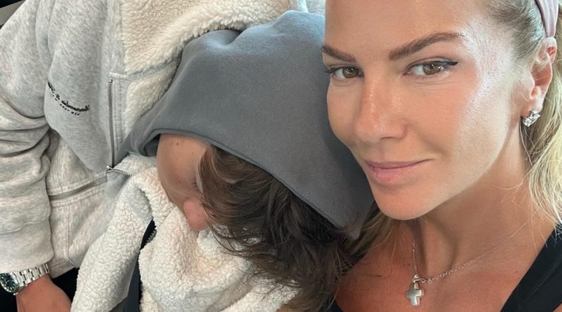 Anne oğul güvende, evdeyiz, sevgilerle