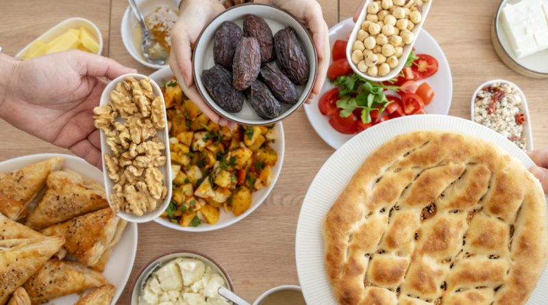 Sindirim rahatlığı için hafif yiyecekler tercih edin