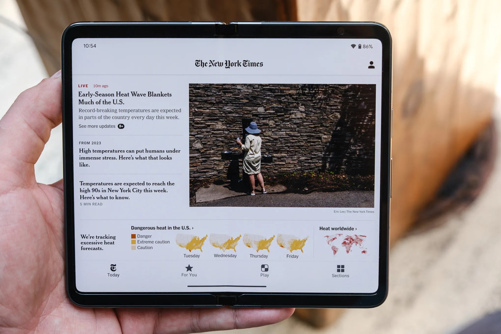 Katlanır ekran, parmak izi güvenliği, çoklu görev kolaylığı