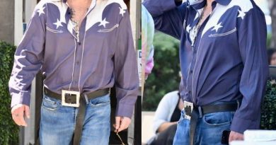 Yeniden başlandı, gülümseyerek pizzacıdan görüntülendi