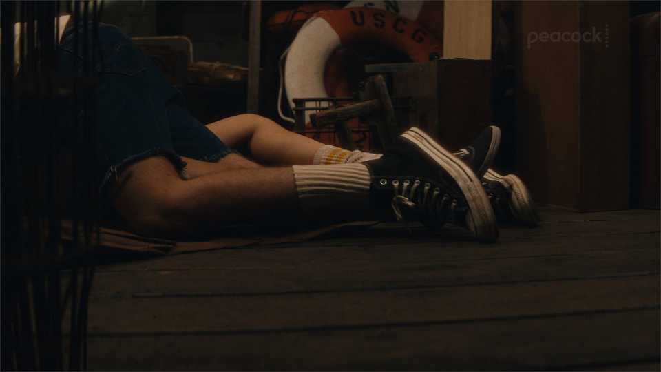 Crystal Lake'in karanlık suları fısıldıyor, bir efsane doğuyor