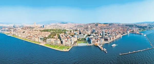 Sofraya İzmir'den geleneksel lezzetler, şefin dokunuşuyla