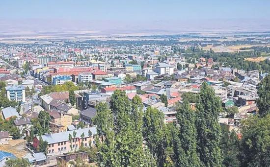 Muş'un eşsiz tatları, sofralara fırından gelen sıcaklık