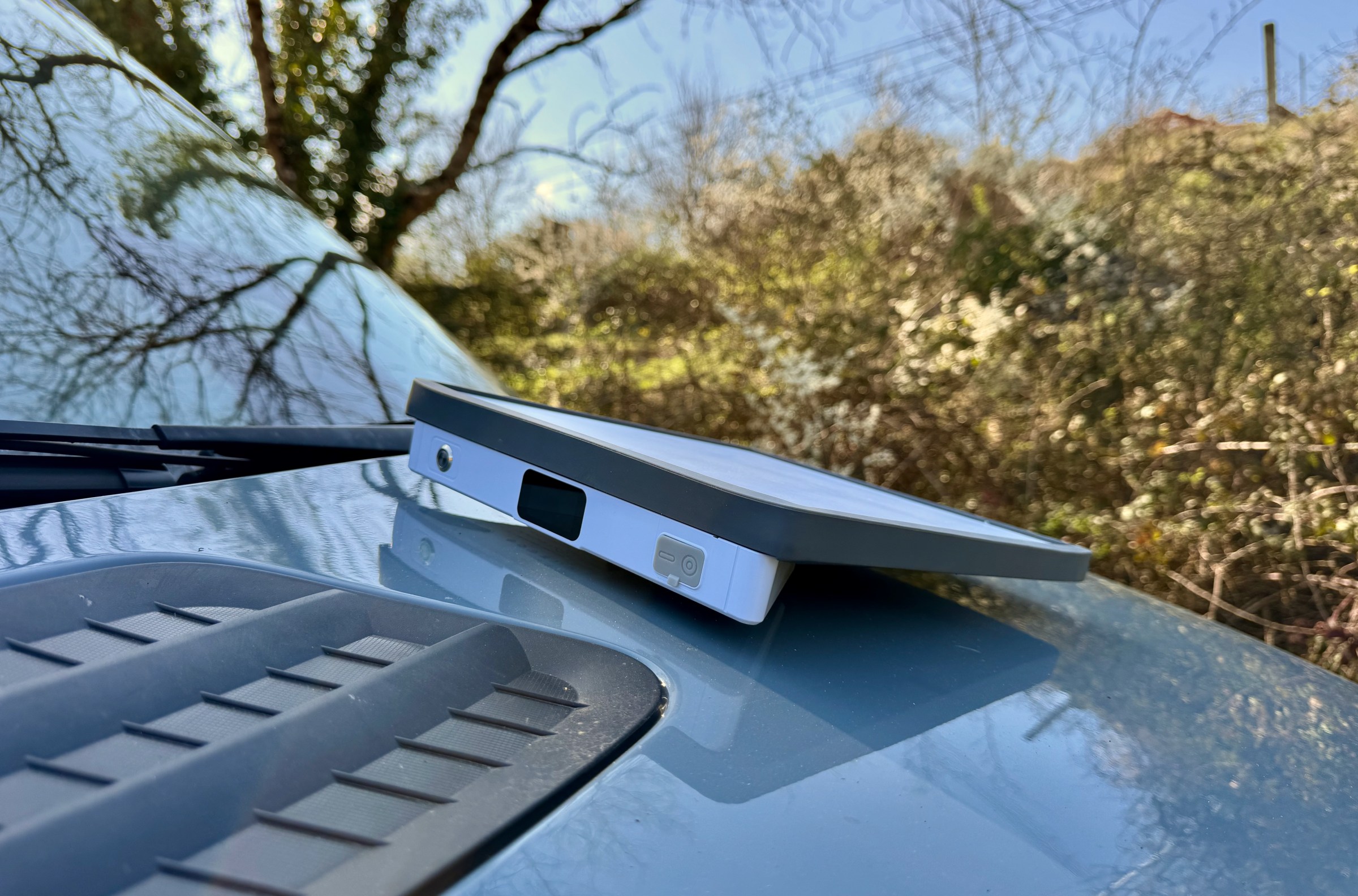 Gezginlere özgürlük, Starlink'e pil gücü!