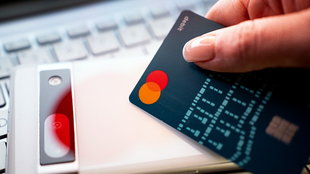 Dijital hırsızlar pusuda, dikkatli olun, kartınızı koruyun!