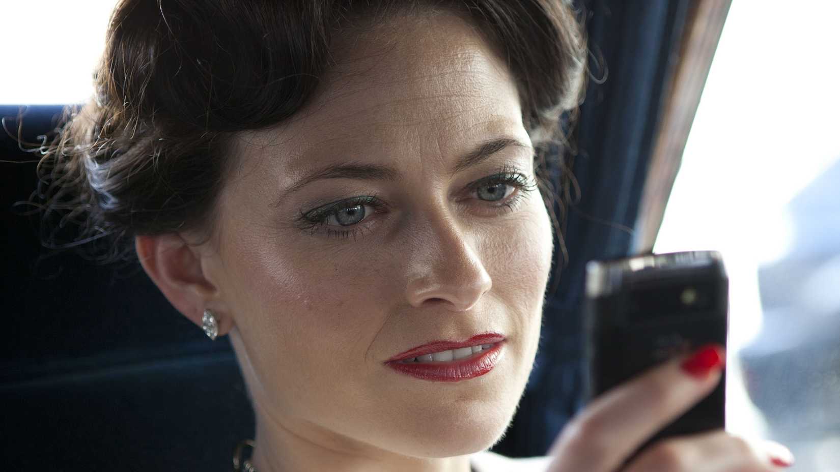 Zeka, gizem ve stilin buluştuğu ekran macerası