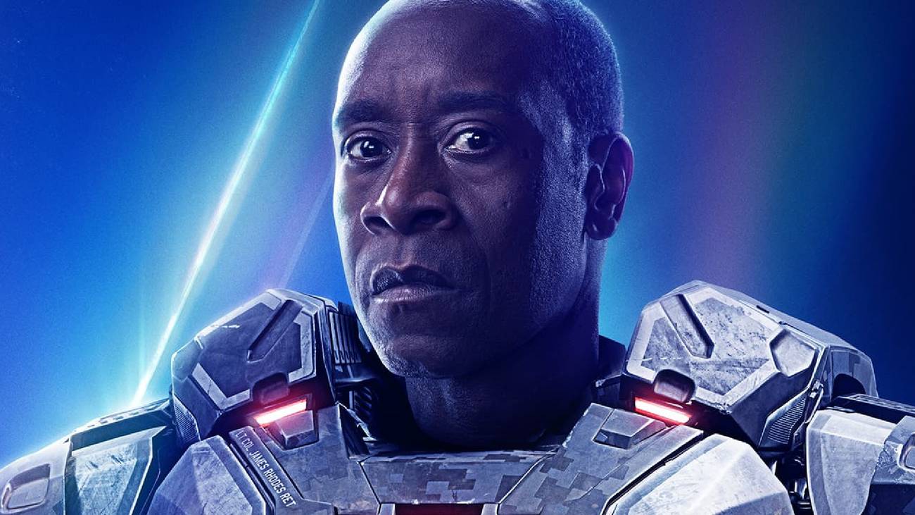 Tony Stark'ın zekası, mizahı ve iç çatışmaları ön planda