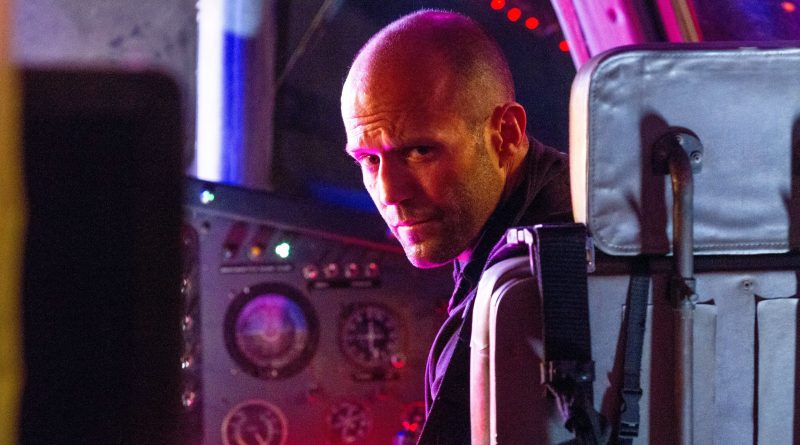 Patlamalar, dövüşler, efsanevi yıldızlar Netflix’te!