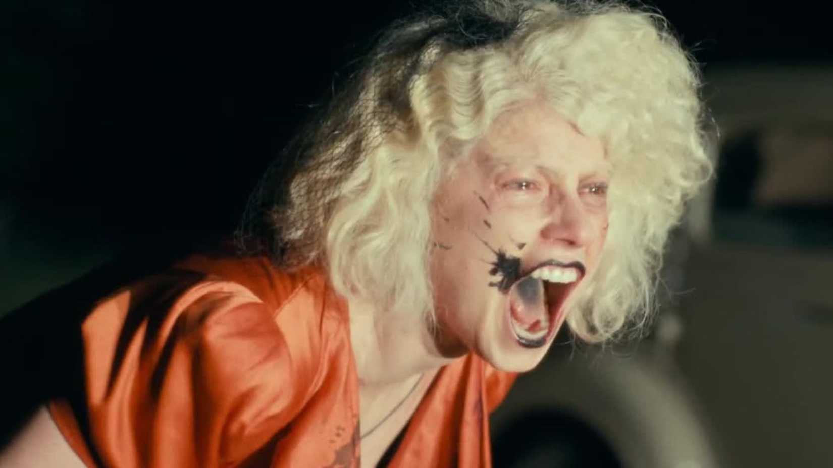 Gotik dehşet, modern yorum, beklenmedik son, etkileyici atmosfer