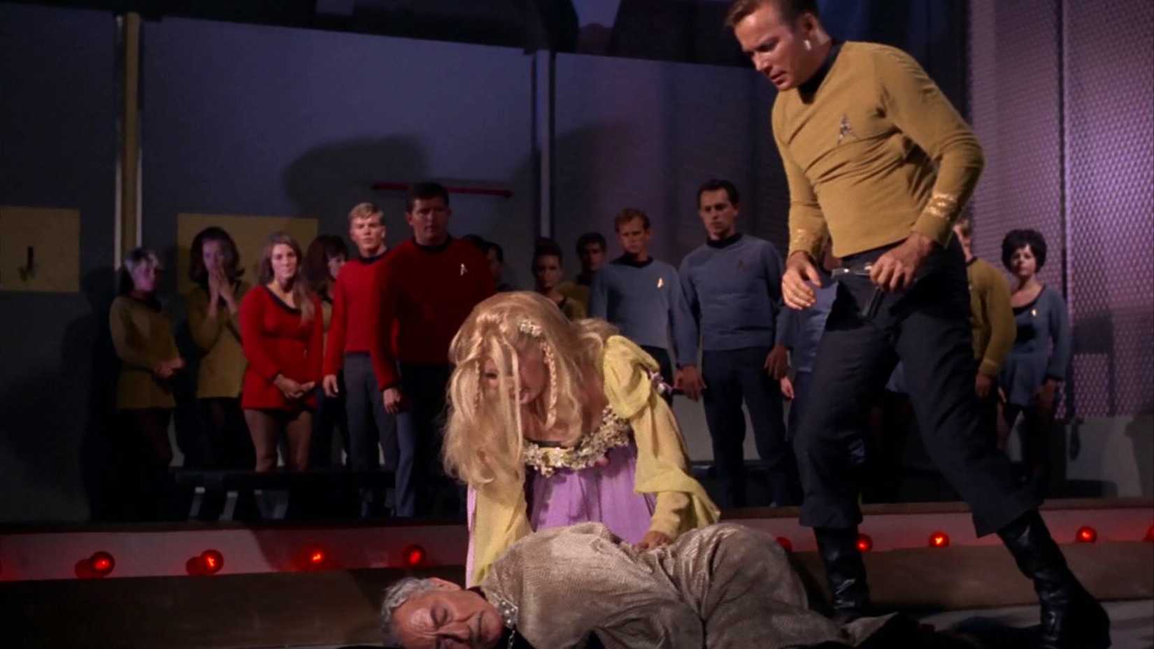 Sahne kanla boyandı, yıldızlar şahit oldu