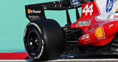 Kırmızı şimşek piste geliyor, dönüşüm başlıyor