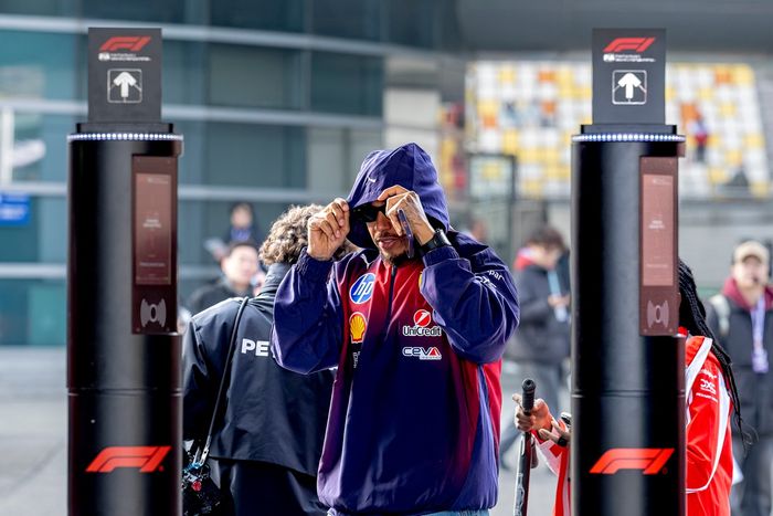 Motor karmaşıklığı Leclerc'i durdurdu, F1 zorlaşıyor