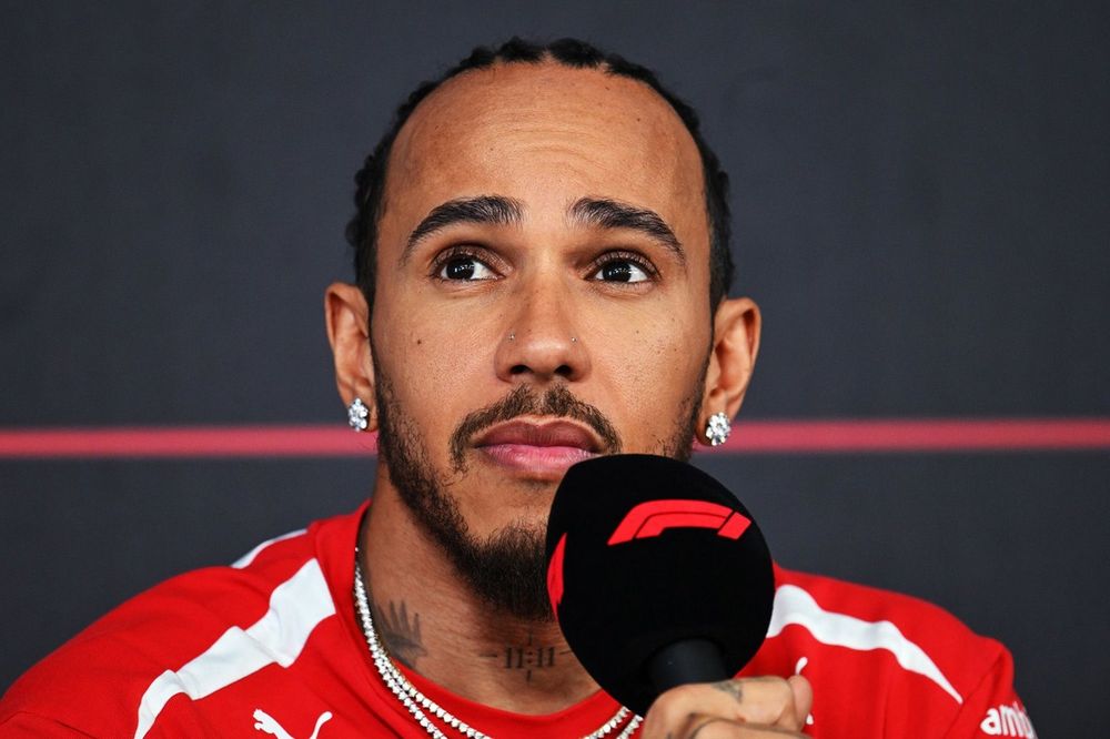 Hızlanma, soru işareti, Mercedes, Hamilton, FIA incelemesi