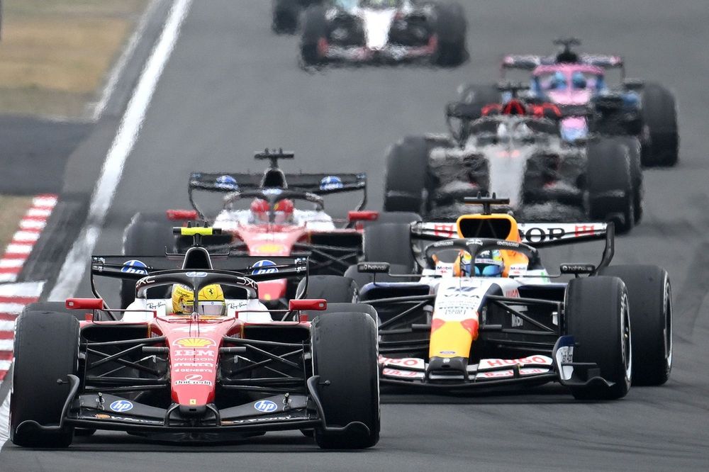 Yarış coşkusu geri dönüyor, Hamilton onaylı!