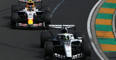 Genç pilotun hırsı, tecrübeli rakiple çarpıştı