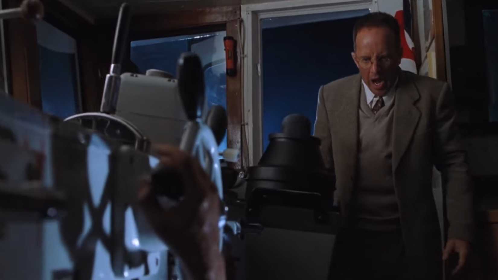 Dinozor dehşeti ekrana yansıyor, nefesler kesiliyor!