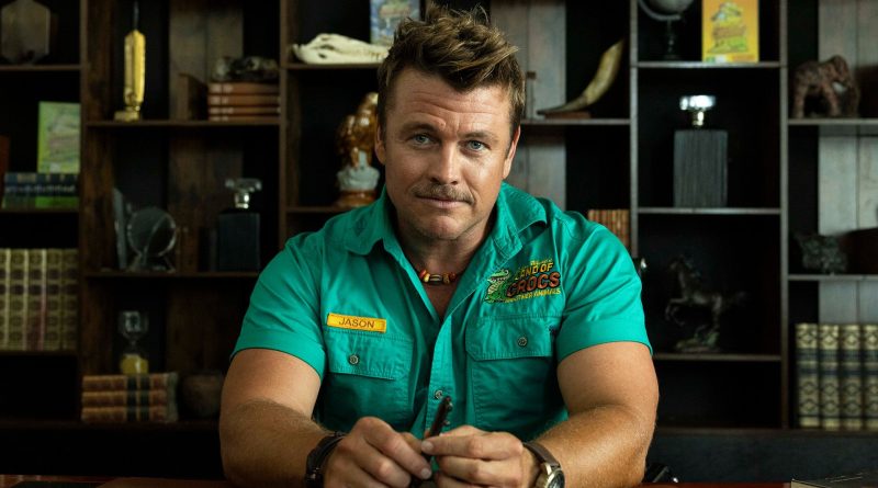 Kara mizah, dedektifler, gizem; eğlence dorukta!