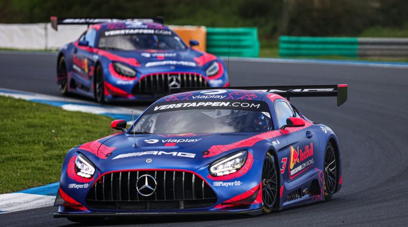 Nürburgring'de Verstappen, Mercedes'e meydan okuyor!