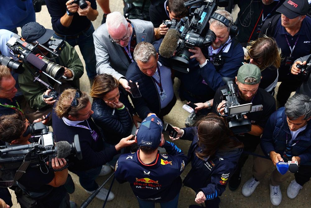 Hız, heyecan ve sürücülerin sesleri yükseliyor