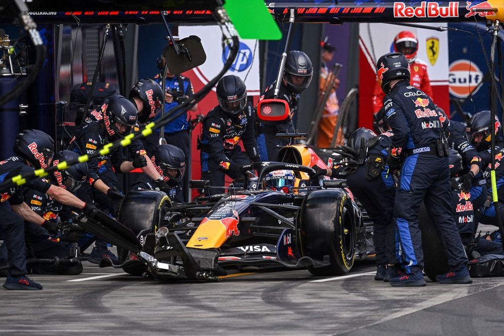 2026'ya hazırlıkta Verstappen FIA'dan hızlı karar istiyor