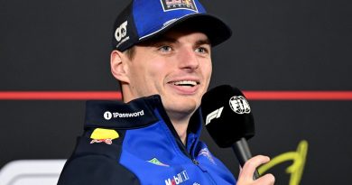 Sürpriz dönüşler, heyecan dorukta, pistte tansiyon yüksek!