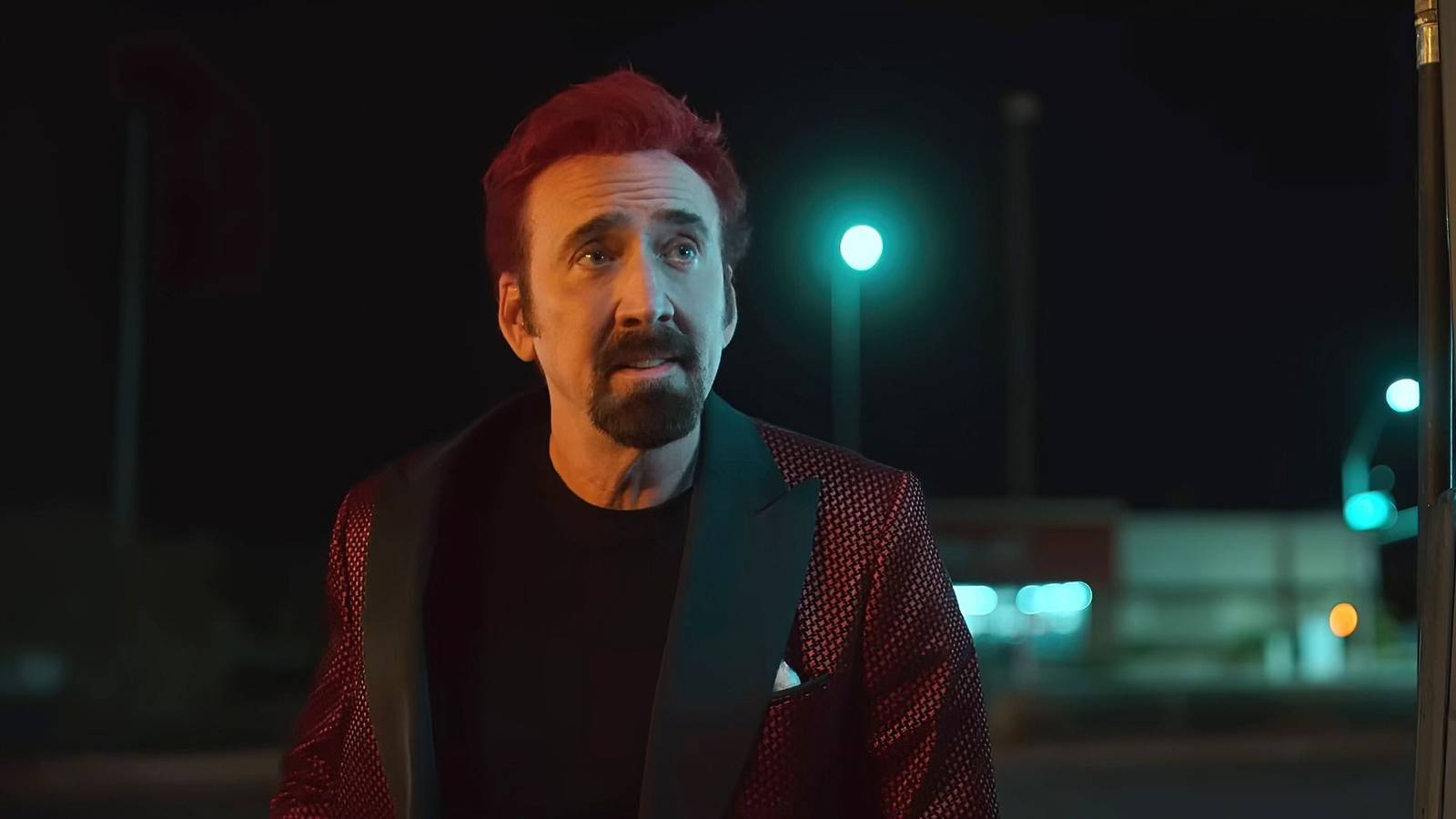 Sokakların karanlığı, örümcek ağıyla dans ediyor