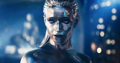 Evrenin derinliklerinden bir kahraman doğuyor