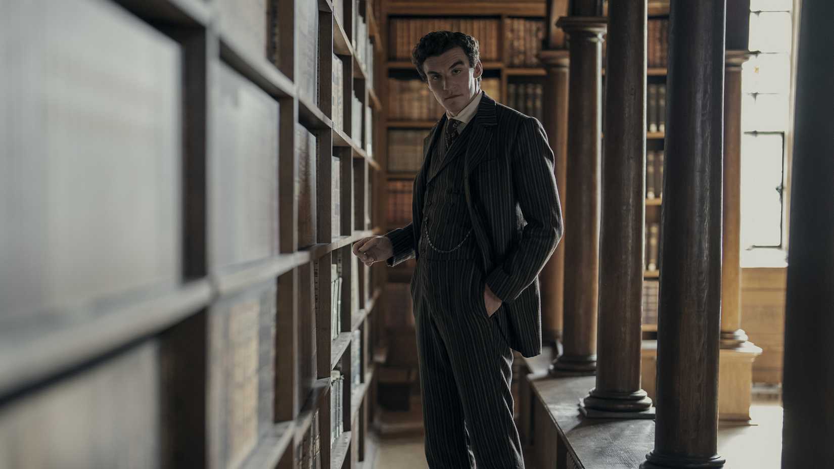 Genç Sherlock, hataları silip yeniden yazıyor!