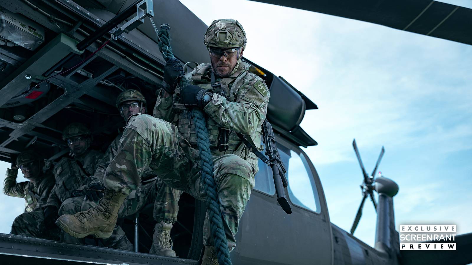 Gece koşan askerler, karanlık ve gizemli bir ilham kaynağı