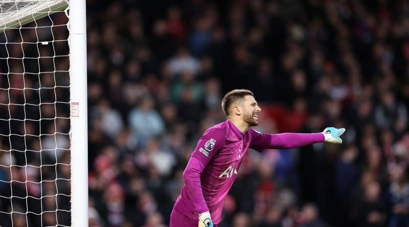 Kalecinin Anfield inadı devam ediyor, transfer dedikoduları yalan oldu