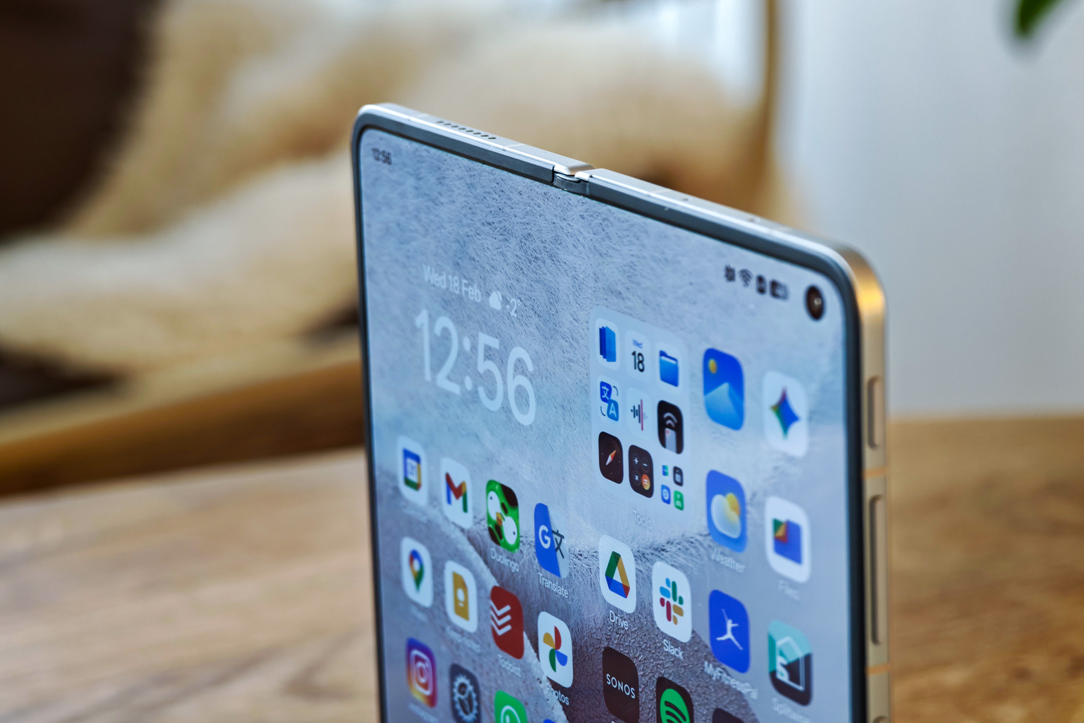 Ekranda neredeyse görünmeyen katlama, yeni bir çağ başlıyor