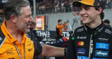 Rekabet var ama düşmanlık yok gibi duruyor