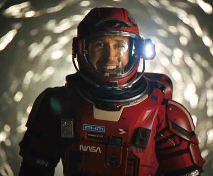 Zekâ, cesaret ve karanlık sırlar peşinde