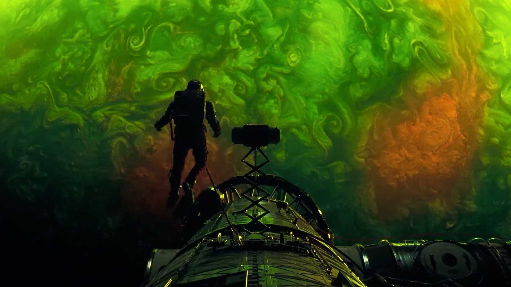 Uzay, bilim, gizem ve Gosling'in karizması harmanlandı