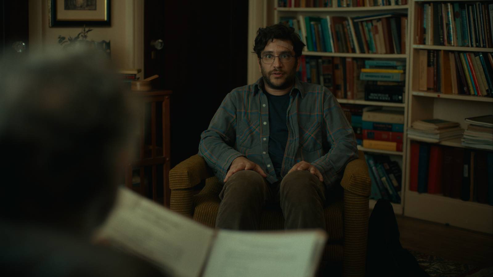 Kaosun ortasında gülümseme, hayatın tuhaf dansı