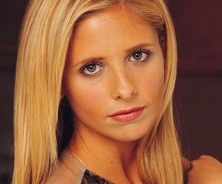 Doğaüstü güçler, gençlik, gizem ve aksiyonun harmanlandığı bir dünya