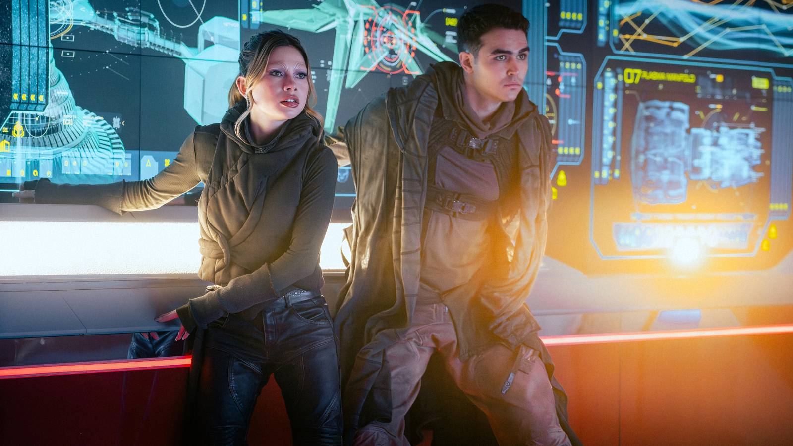 Nus Braka'nın planı: Federasyon'a karşı eski ve yeni teknoloji!