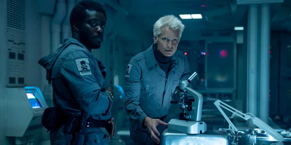 Karanlık gezegen, umutsuzluk ve uzay dehşeti