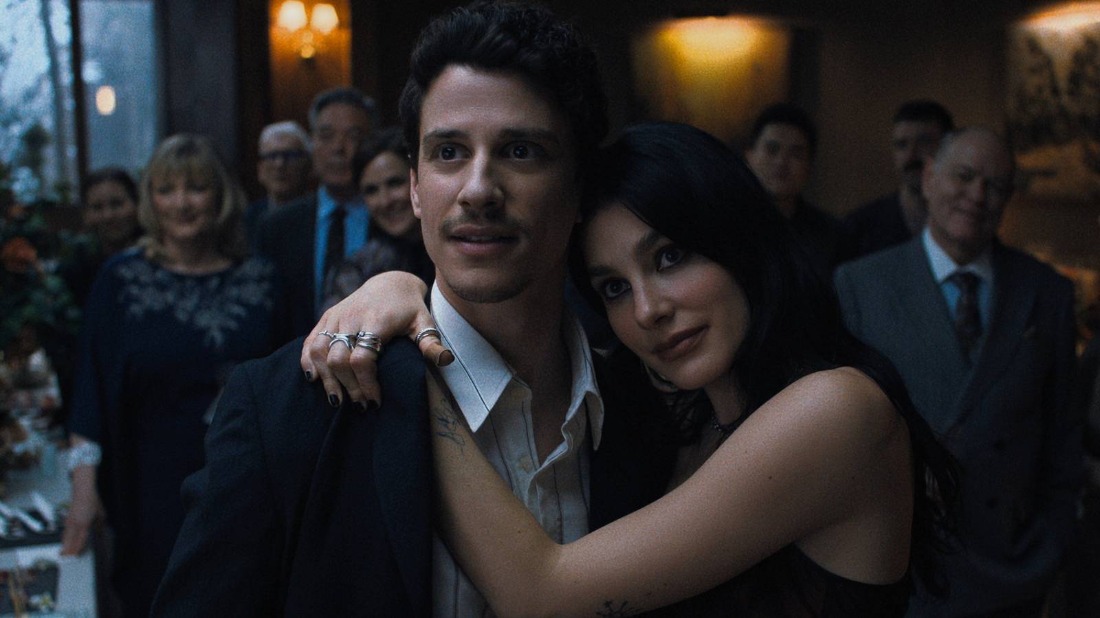 Korku, gizem ve karanlığın iç içe geçtiği bir aile hikayesi