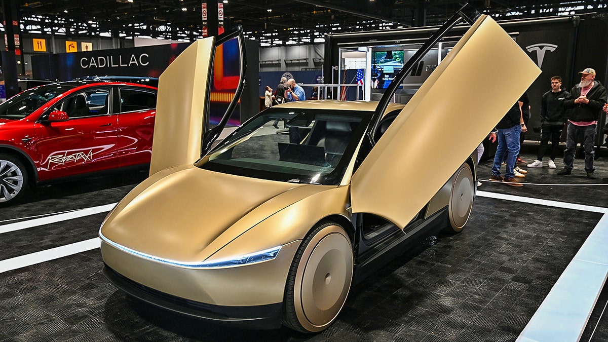 Geleceğin ulaşımı geldi: Robotaxi devrimi başladı