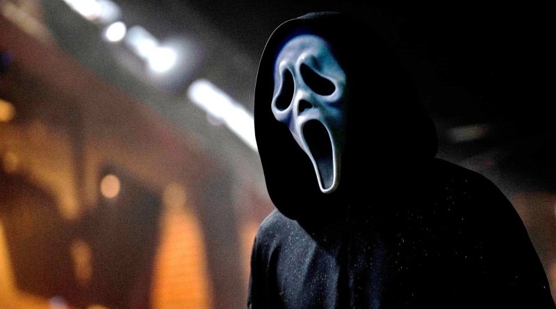 Hayalet geri döndü, ama Stu'nun dönüşümü şaşırtmadı