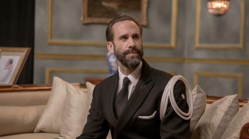 Distopya evrildi, ekran hikayeyi derinleştirdi