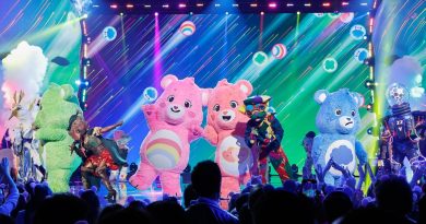 Maskeler düşüyor, sesler yükseliyor, yarı finalde kim var?