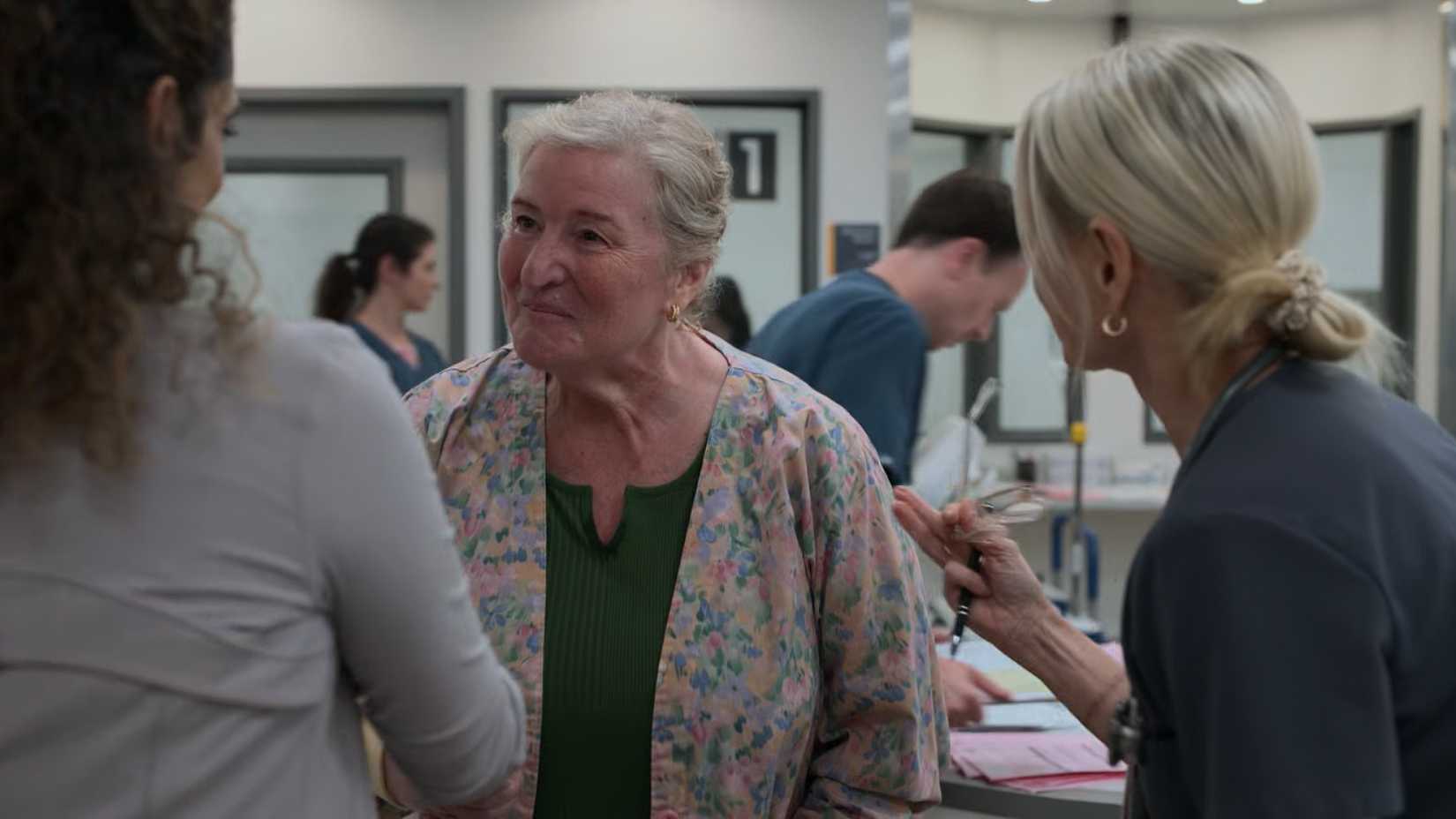 Yeni yüz, sır perdesi ve artan gerilim